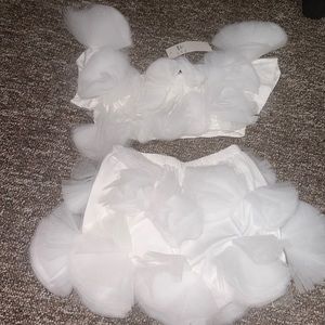 Two piece tulle set NWT size small perfect for pregnancy photos